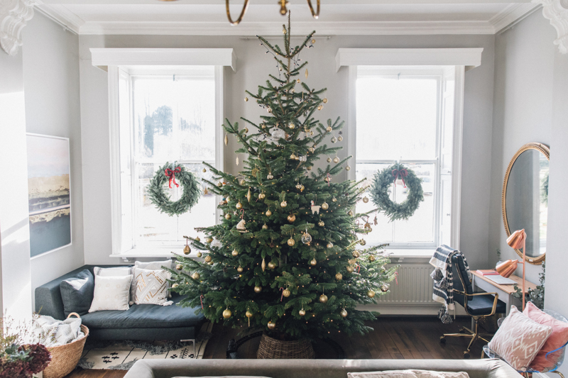 Large Traditional Real Christmas Tree | Christmas Decorations Home Tour | The Elgin Avenue Blog