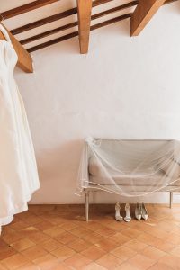 Sassi Holford Wedding Dress Menorca | Monica Beatrice Welburn Wedding