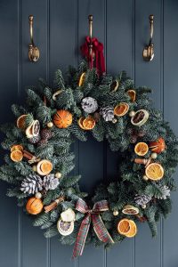 Large Christmas Wreath With Dried Citrus Fruit | The Elgin Avenue Blog Christmas Home Tour