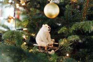 Polar Bear Christmas Tree Decoration | Classic Christmas Home Decor in Natural Colours | The Elgin Avenue Blog