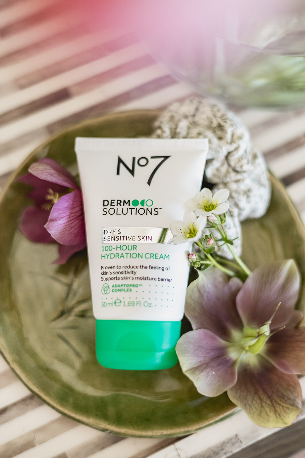 Comforting Cream Cleanser by No7 | Monica Beatrice Blog